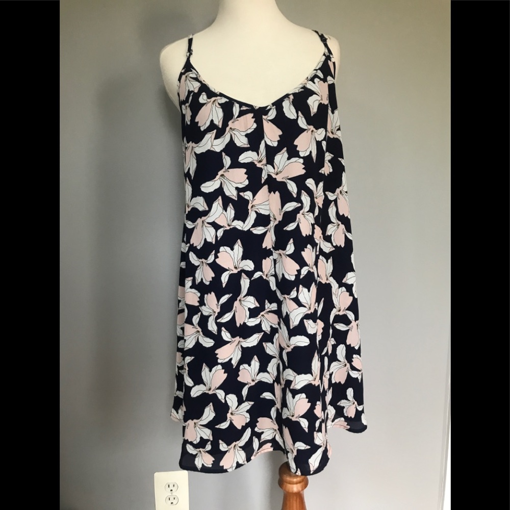 SAKS FIFTH FLORAL SUMMER MINI DRESS. NWOT